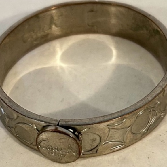COACH Vintage Bangle Logo Small Sized Final Sale  Gift Box Included - Picture 3 of 4